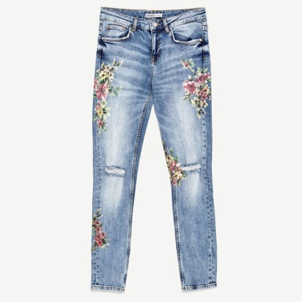 ZARA Basic Distressed Floral Print Skinny Jeans - Picture 6 of 11
